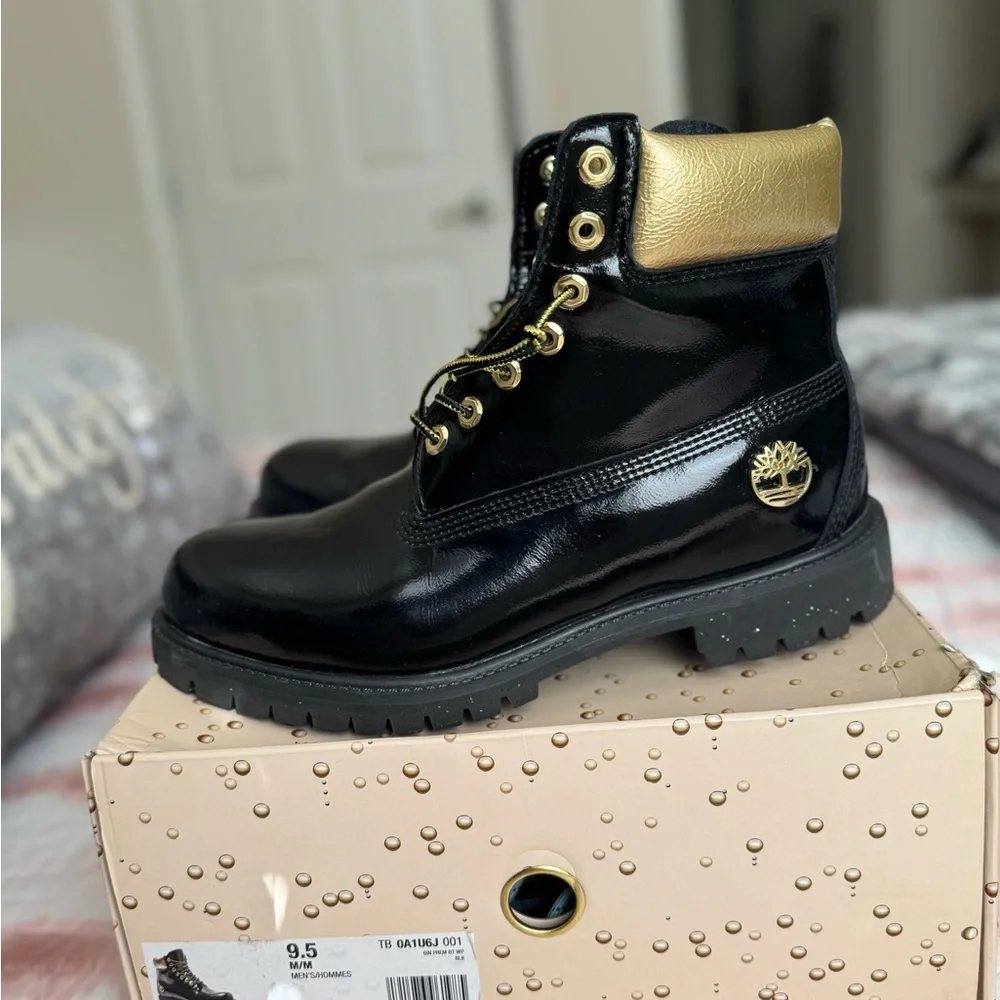 Timberland Men’s Glossy Black and Gold Combat Boots - Picture 2 of 8